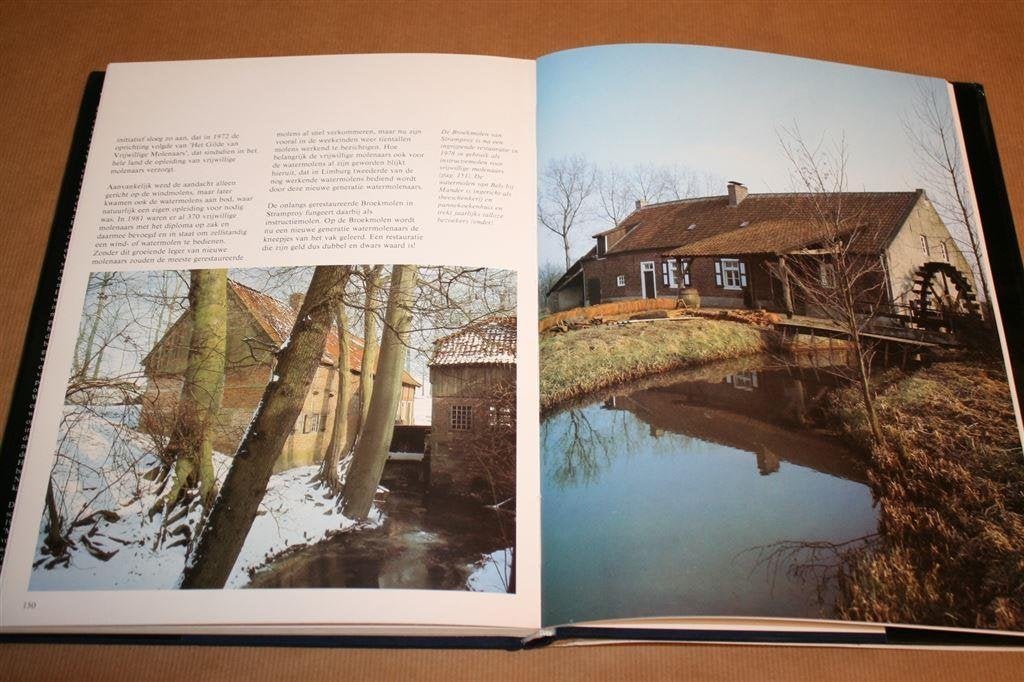 Watermolens in Nederland., Ophalen of Verzenden, Gelezen