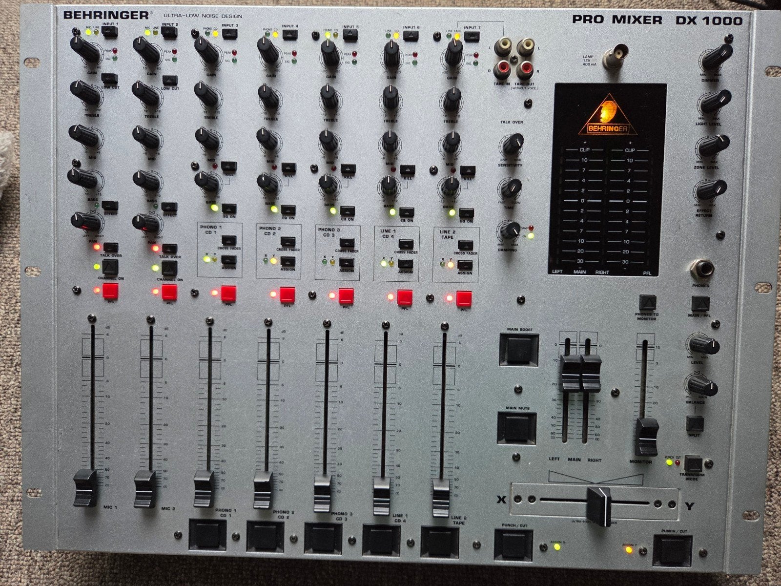 DJ mixer DX1000 Behringer werkend en getest, Ophalen of Verzenden, Gebruikt