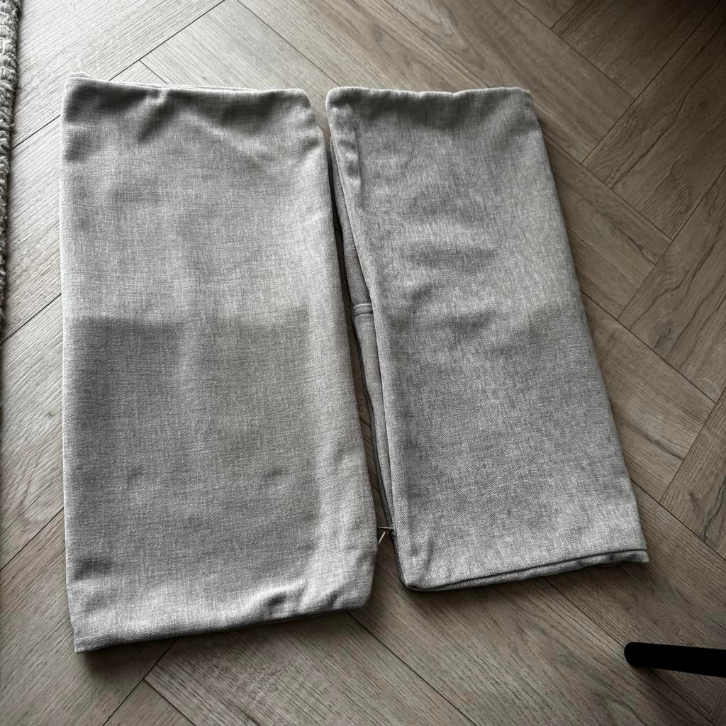 H&M home 2 kussenhoezen licht beige 50X50, Huis en Inrichting, Woonaccessoires | Kussens, Ophalen of Verzenden, Zo goed als nieuw