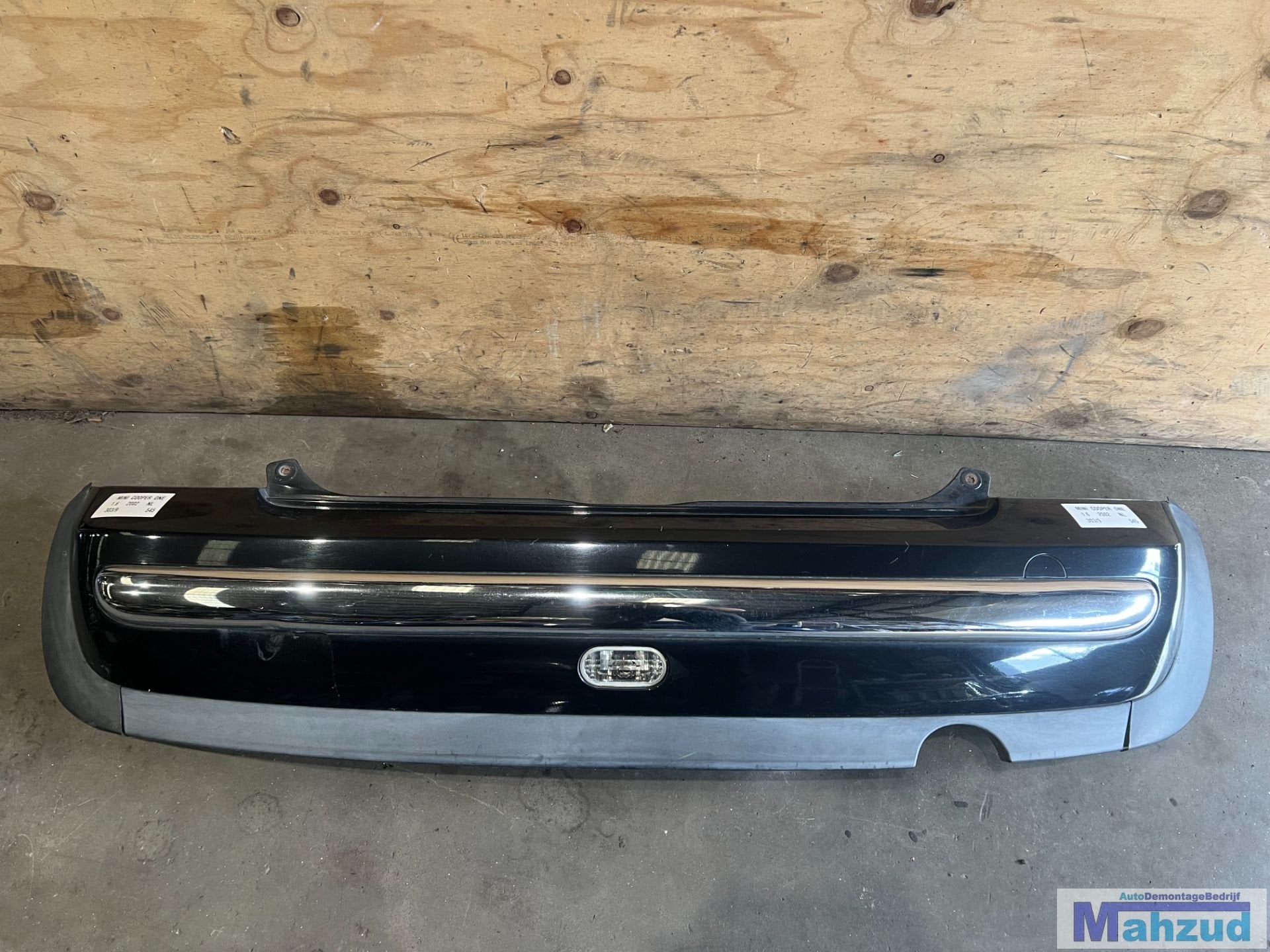 MINI COOPER ONE R50 zwart 303/9 achterbumper 2001-2006, Gebruikt, Ophalen of Verzenden, Customer.service@mini.co.uk, Mini