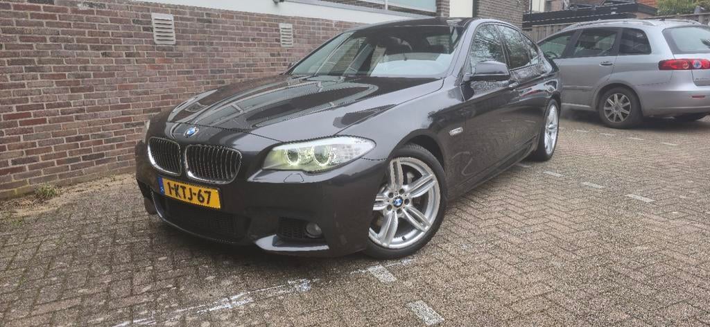 BMW 5-Serie 528I 180KW Sedan Aut8 2013 Grijs, Automaat, Zwart, 2000 kg, Navigatiesysteem
