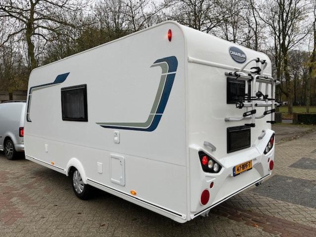 Caravelair Alba 466 Stapelbed. Te Huur, Caravans en Kamperen, Overige typen, 750 - 1000 kg, 4 tot 5 meter, Tot en met 6