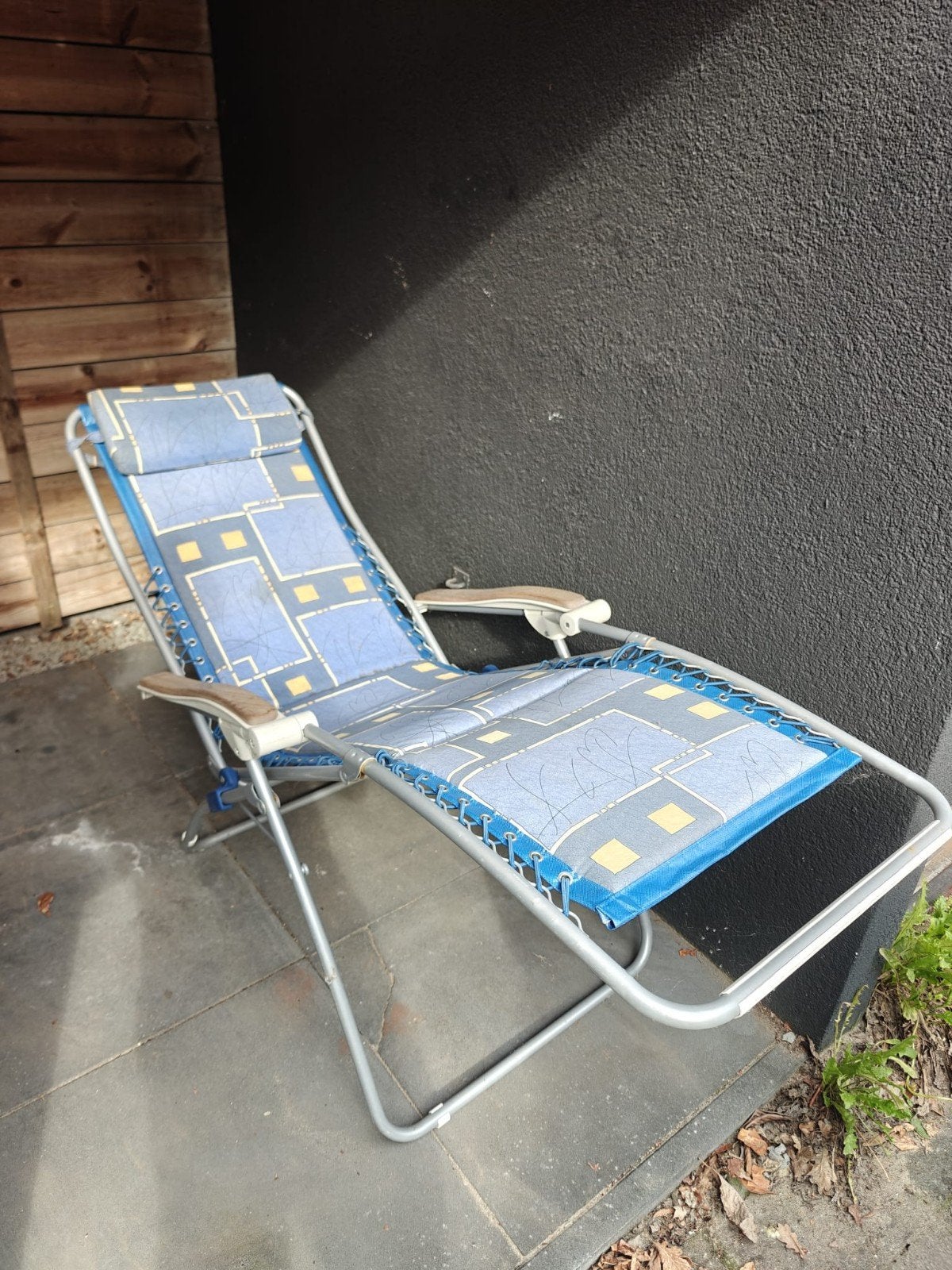 2x Verstelbare ligstoelen - ideaal voor tuin of camping, Ophalen of Verzenden, Gebruikt, Metaal, Inklapbaar