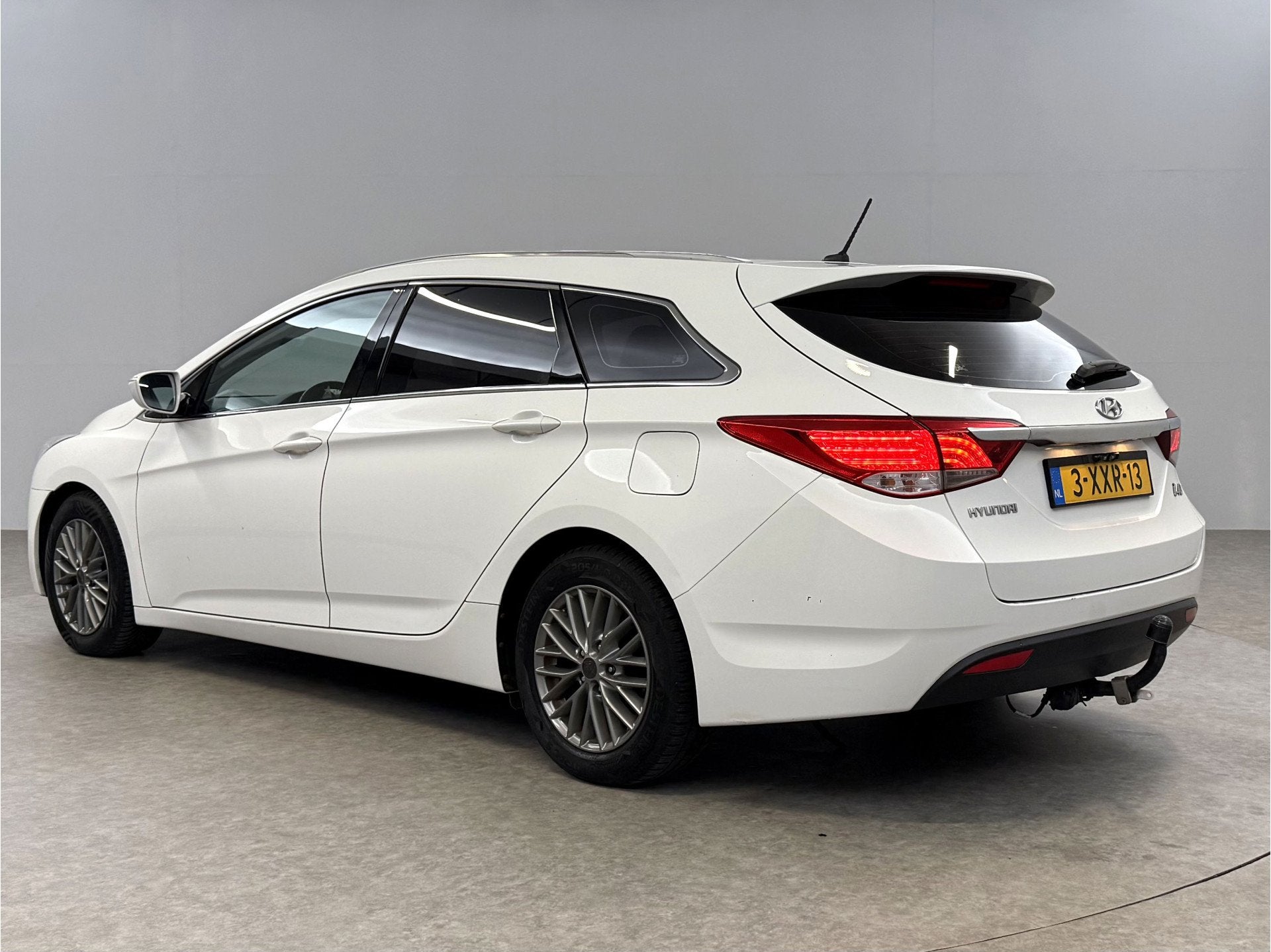 Hyundai i40 1.6 GDI Blue i-Drive | Airco | Camera | Cruise |, Auto's, Voorwielaandrijving, Euro 5, Gebruikt, 4 cilinders