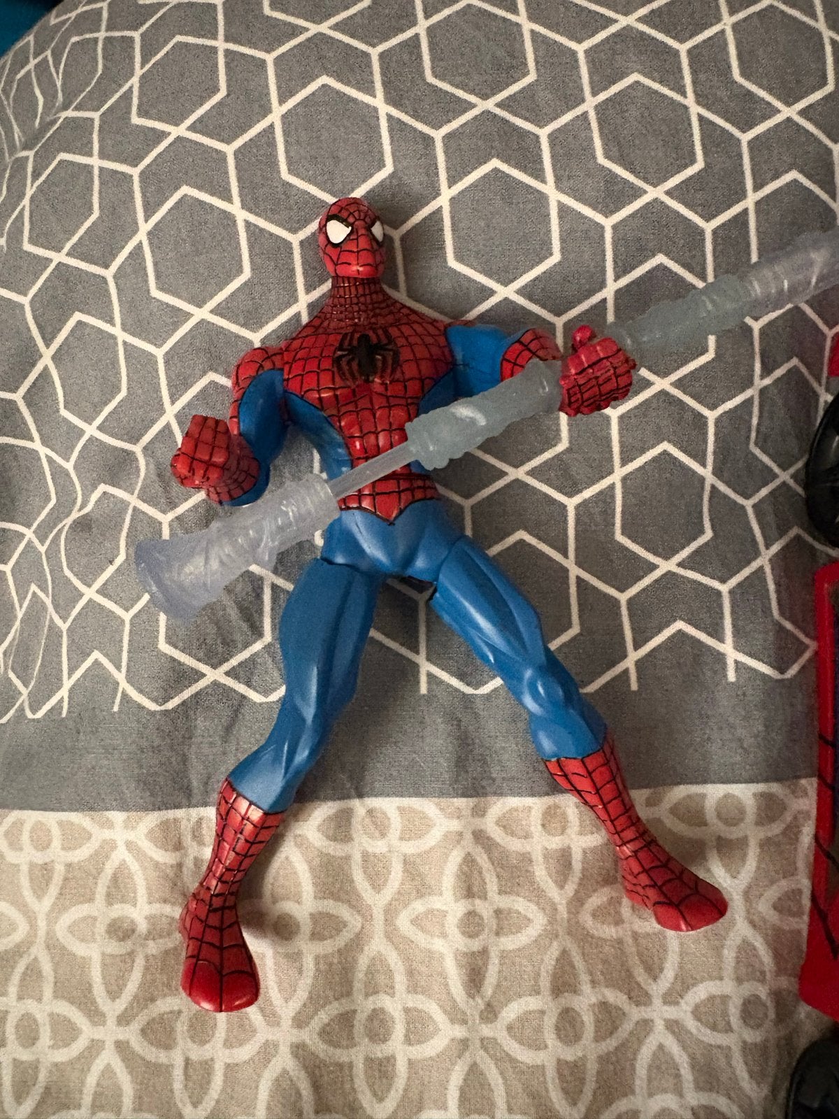 Spiderman en Venom actiefiguren met accessoires en masker, Ophalen, Gebruikt