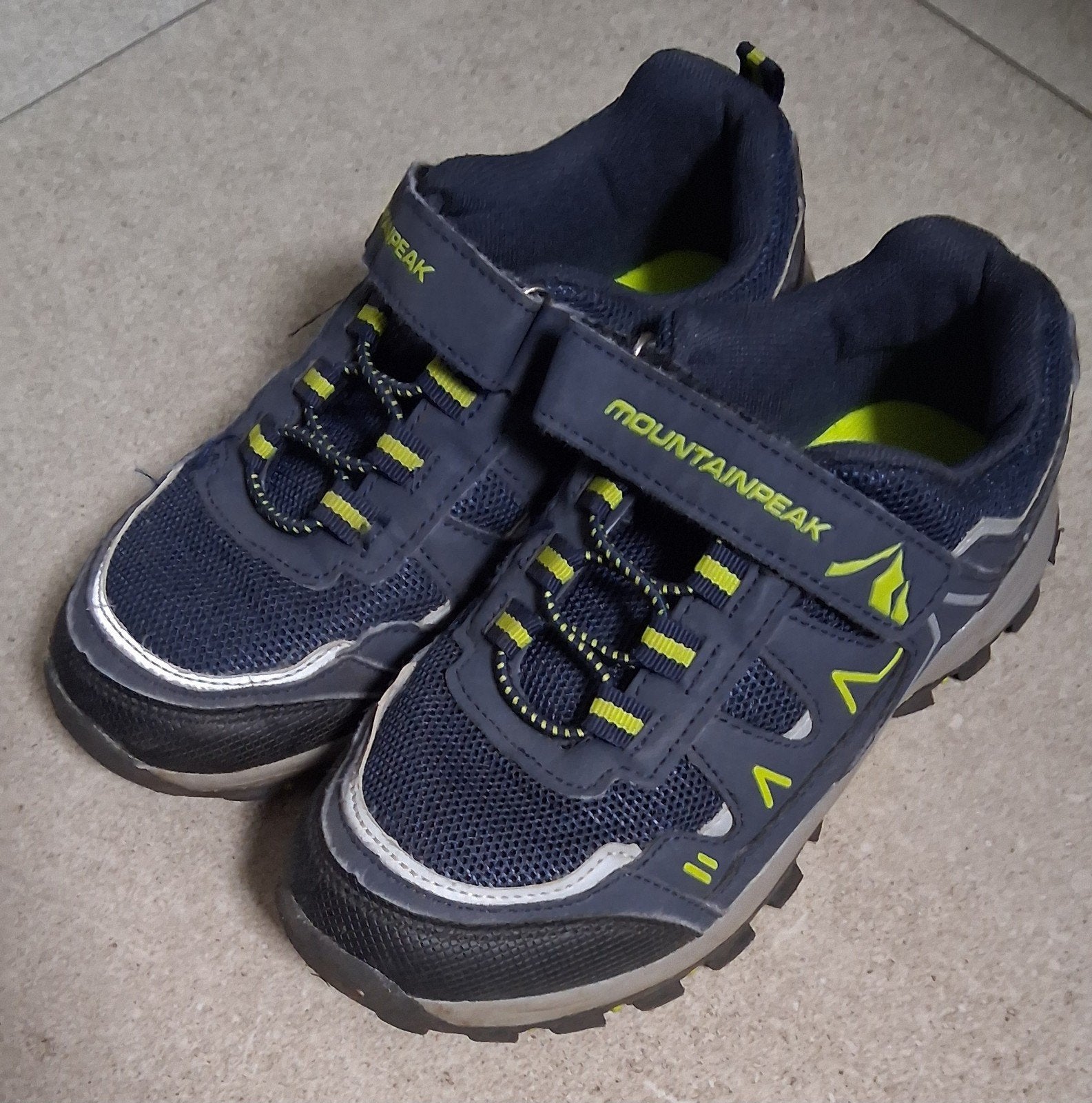 Wandelschoenen maat 33, Mountainpeak, Schoenen, Ophalen of Verzenden, Zo goed als nieuw