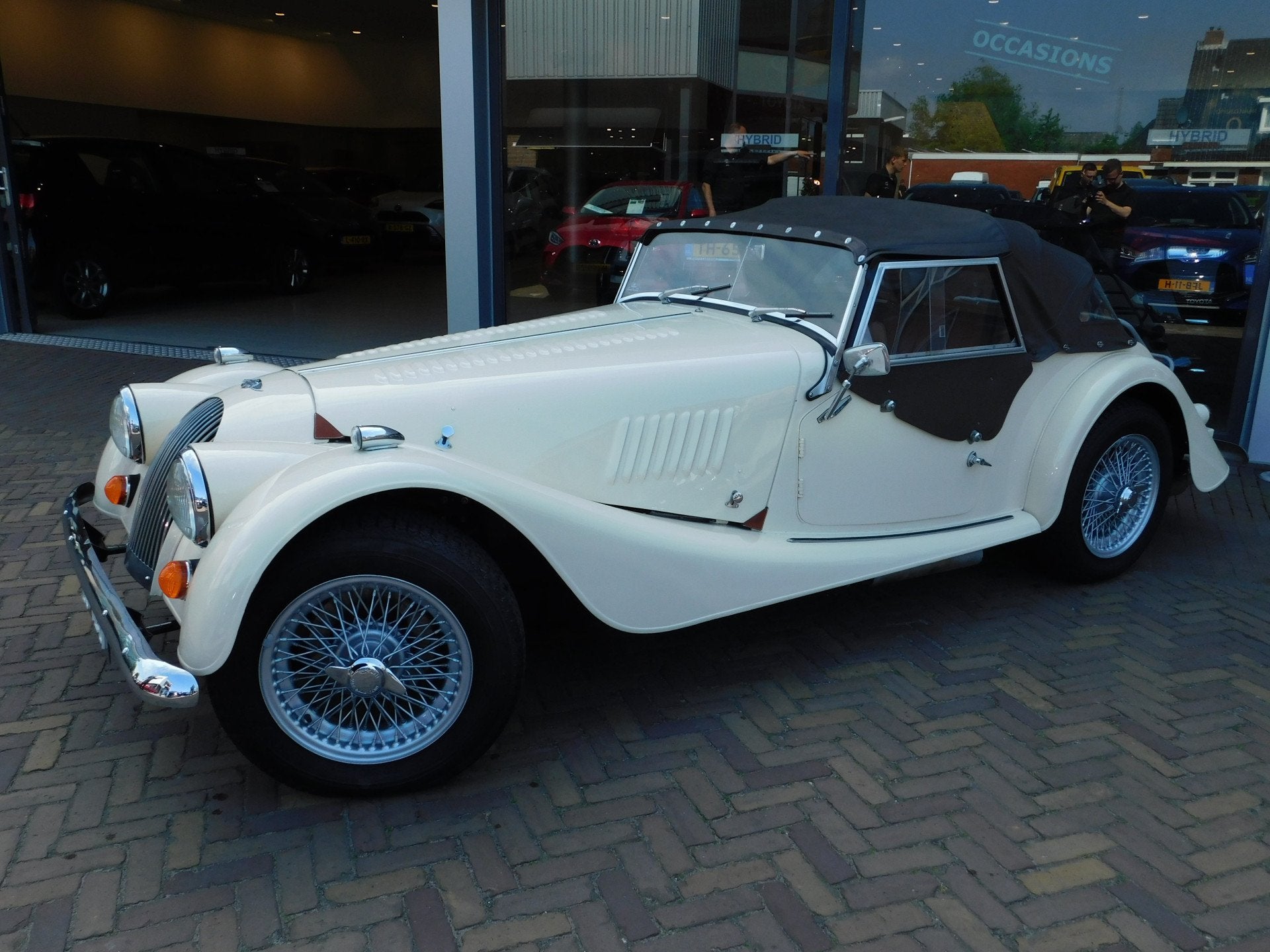 Morgan 4/4 1.6 2-seater Origineel Nederlandse auto, Auto's, 12 maanden, Wit, Origineel Nederlands, Bedrijf