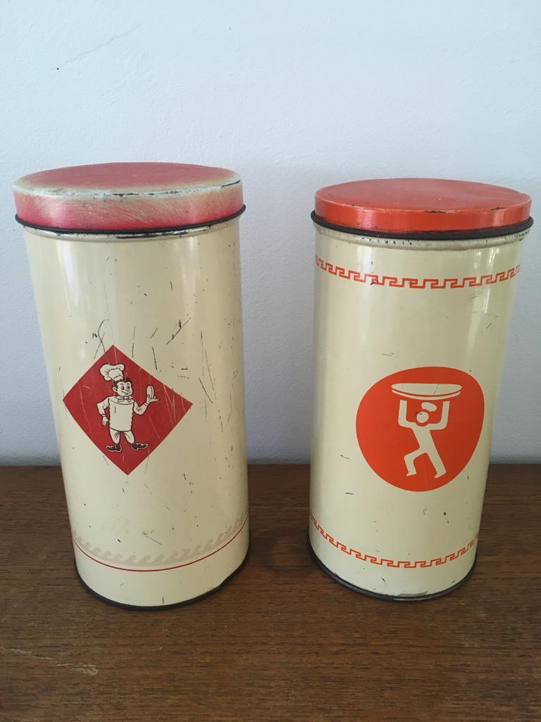 Twee vintage voorraadblikken beschuitblik Bolletje, Verzenden