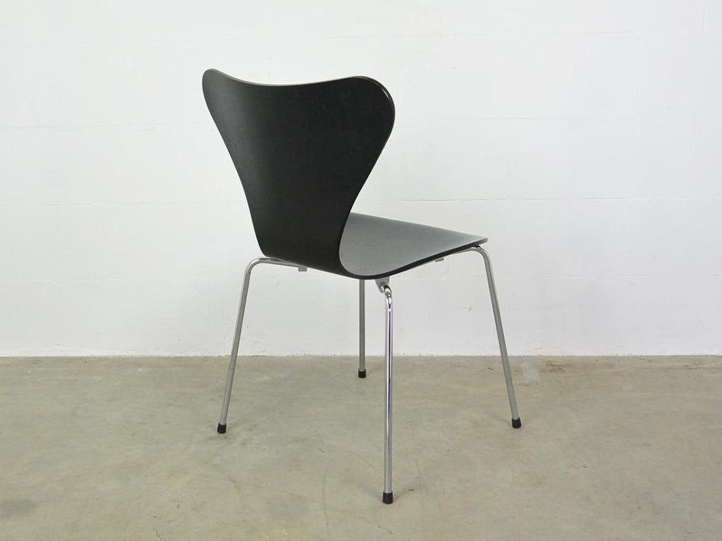 2 fritz hansen vlinderstoelen van Arne Jacobsen, Huis en Inrichting, Stoelen, Gebruikt, Twee, Zwart, Ophalen of Verzenden