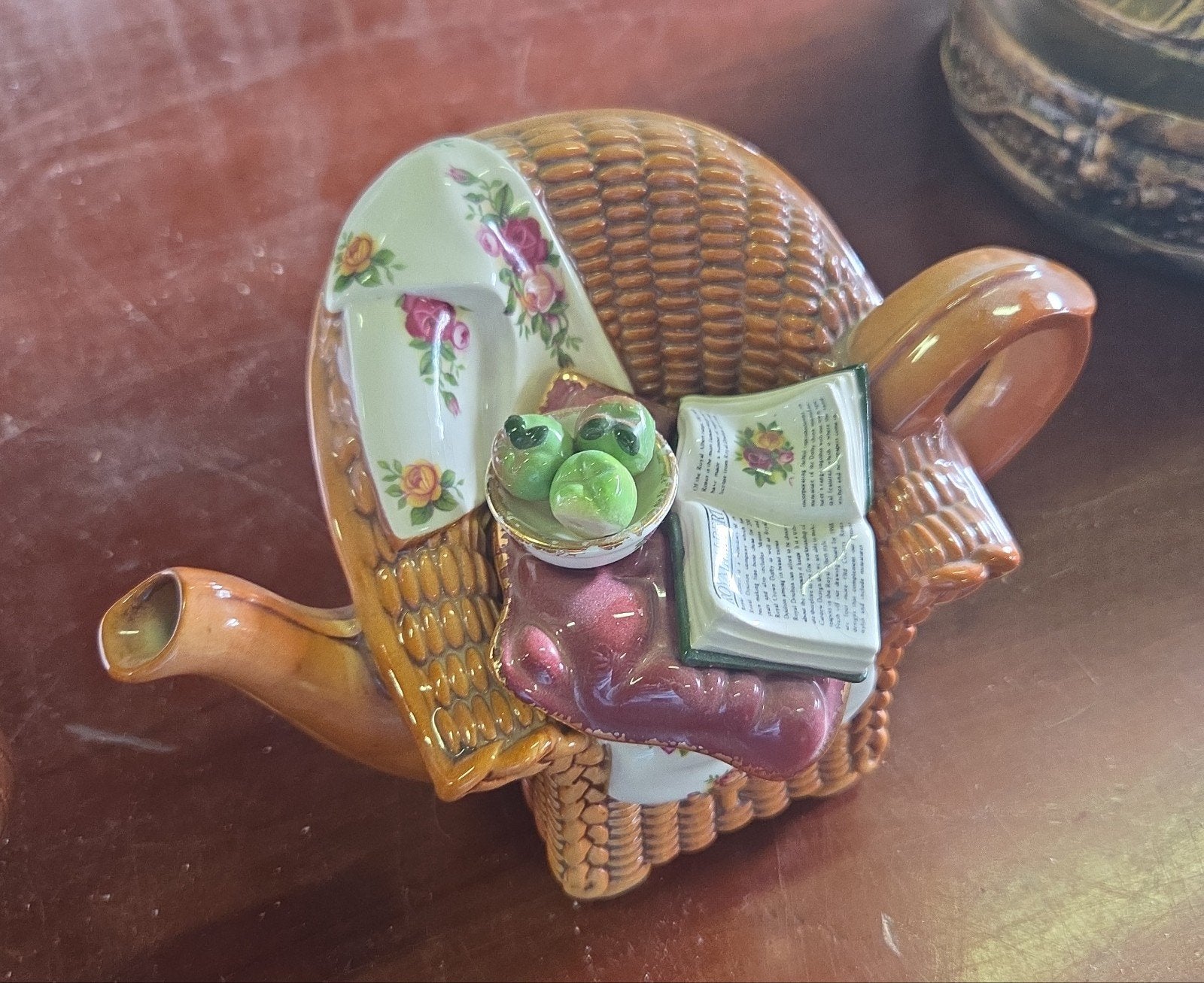 set Royal Albert Old Country Roses Garden Chair theepot, Ophalen