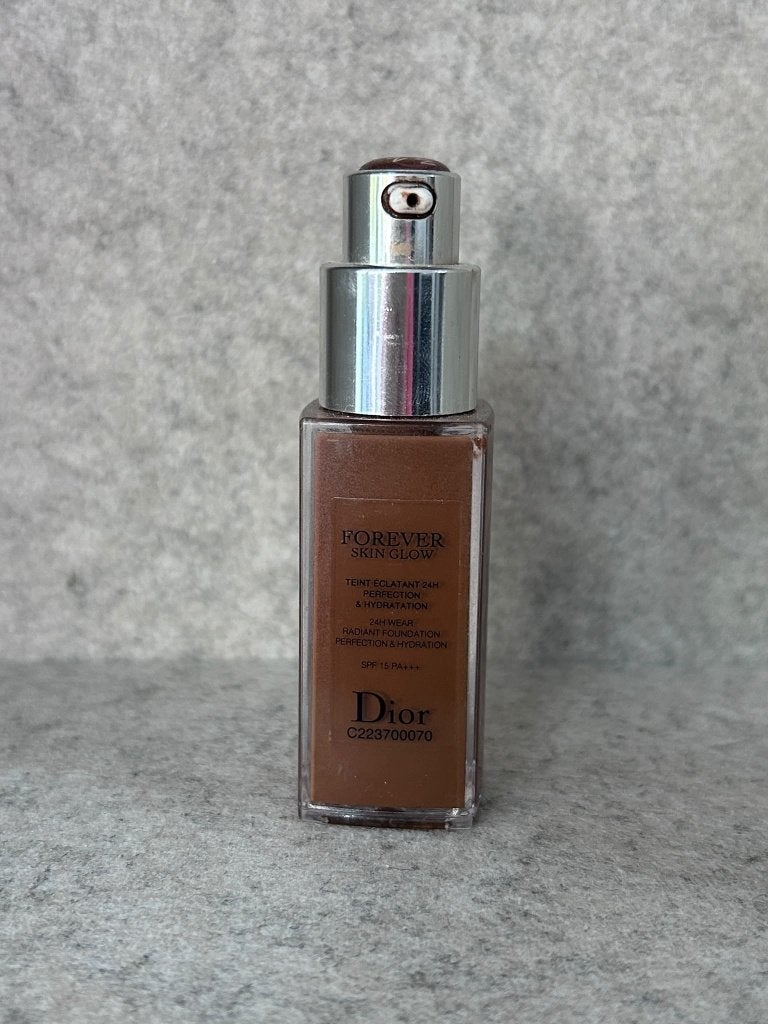 Dior Forever Skin Glow Foundation 7N, Gebruikt, Gehele gezicht, Beige, Ophalen of Verzenden