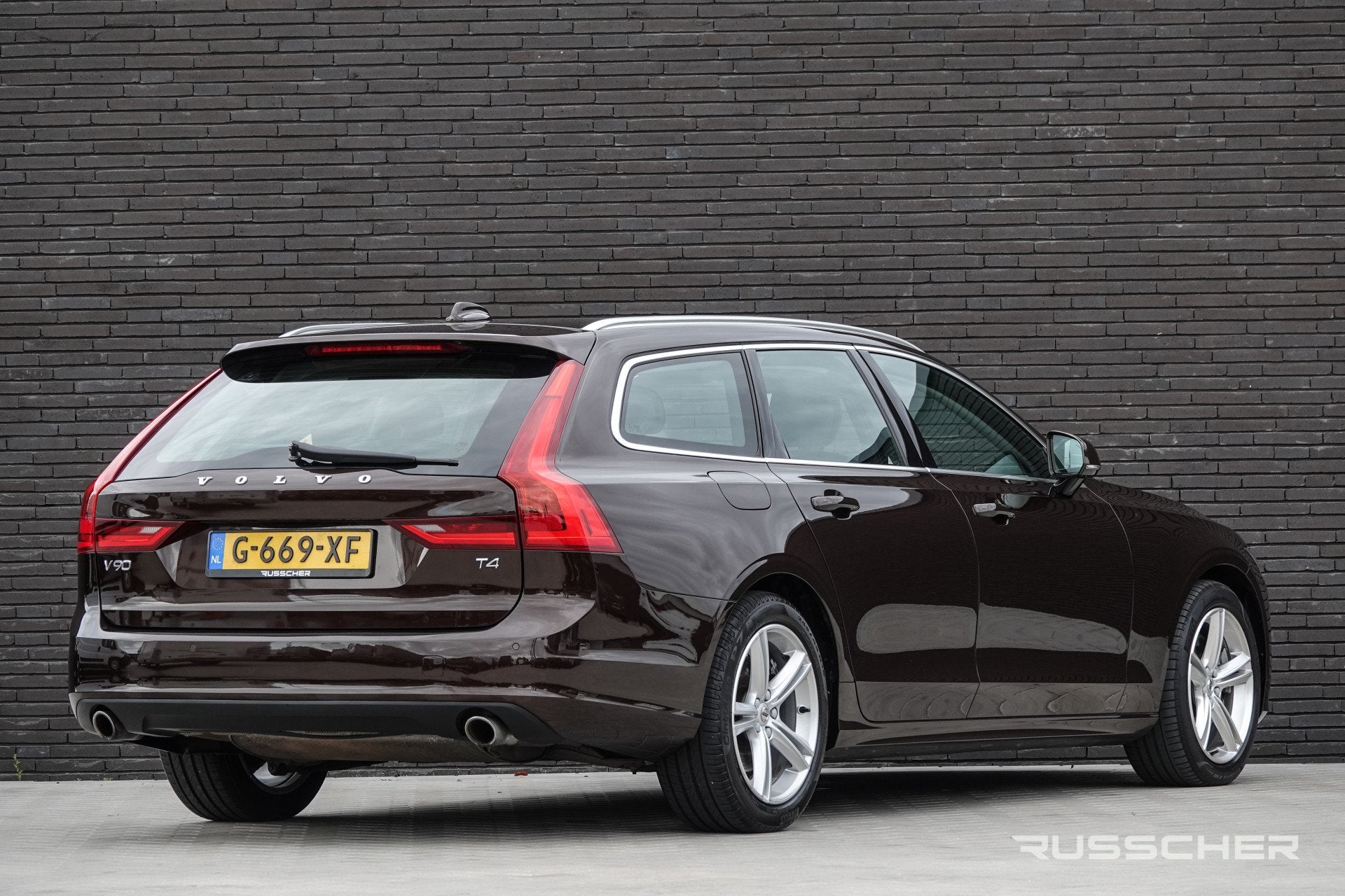 Volvo V90 2.0 T4 190Pk Aut. | Business Sp. | LED | Trekhaak, Auto's, Stof, 1616 kg, 14 km/l, Adaptive Cruise Control