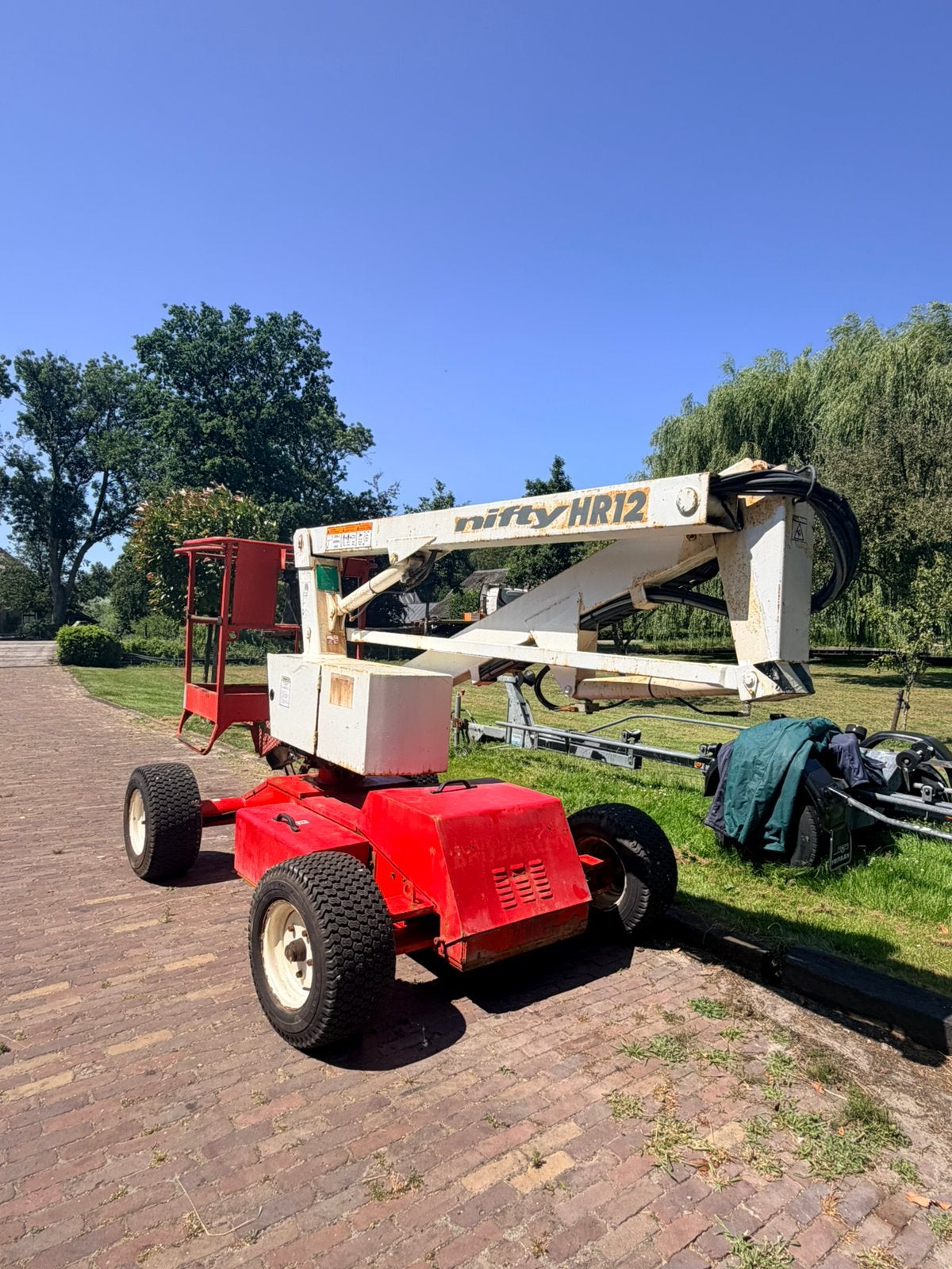 Niftylift hr 12 DE  knik hoogwerker spinhoogwerker 2600KG !, Zakelijke goederen, Ophalen