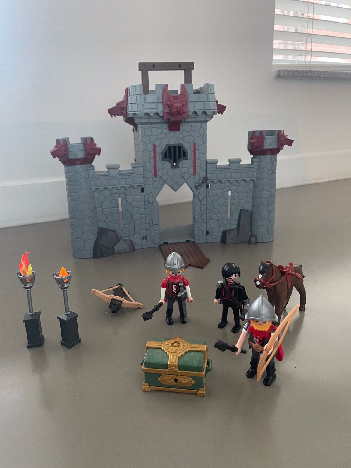 Playmobil kasteel zwarte Baron, Ophalen, Gebruikt