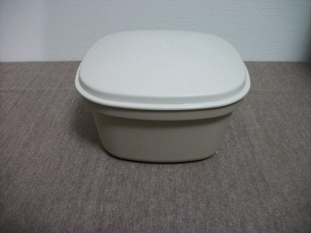 Tupperware Serveerwonder ( bruin/creme ), Ophalen of Verzenden, Gebruikt, Bruin, Overige typen