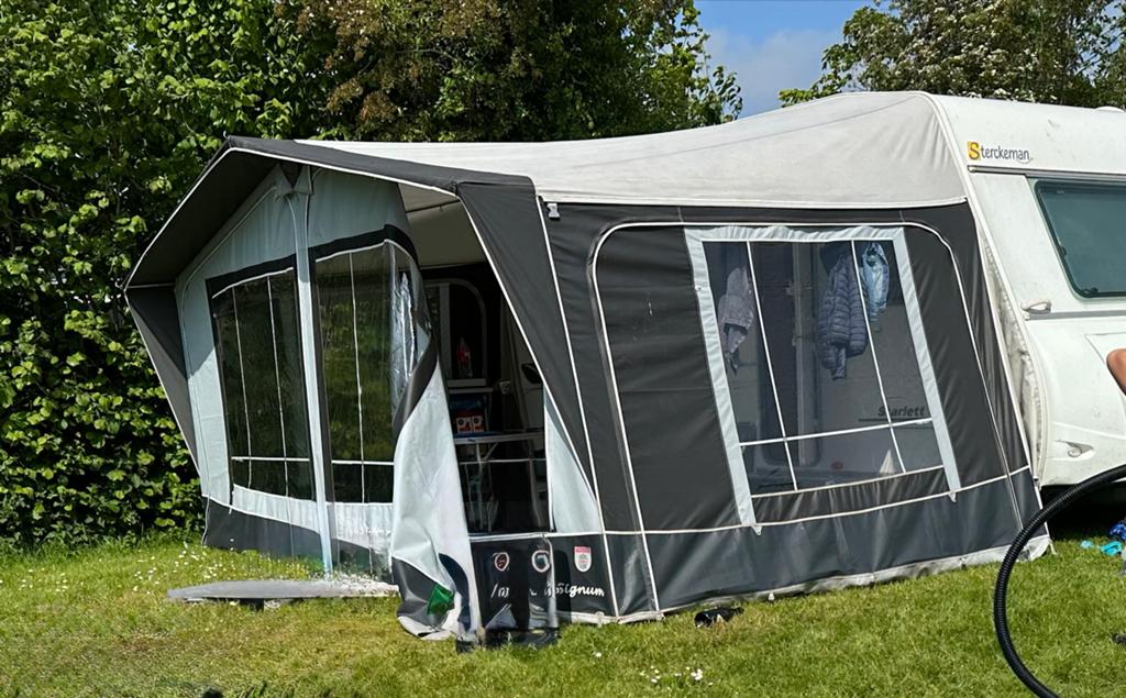 Walker Signum 945 Voortent voor Caravan met Stalen Stokken, Ophalen of Verzenden, Gebruikt