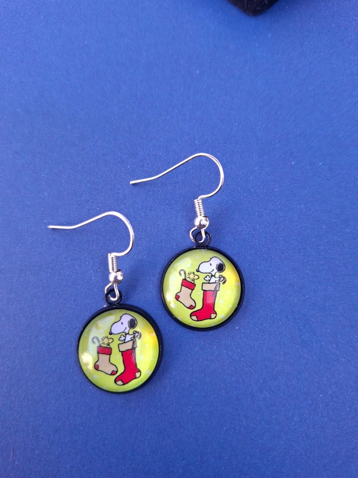 kerst oorbellen Snoopy Woodstock, Overige materialen, Hangers, Nieuw, Ophalen of Verzenden