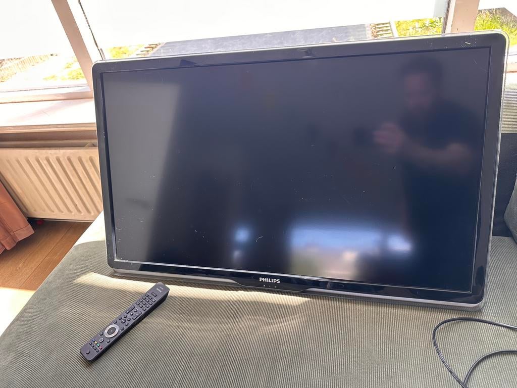 Philips LCD tv met Ambilight, Ophalen, Philips, LCD, 80 tot 100 cm