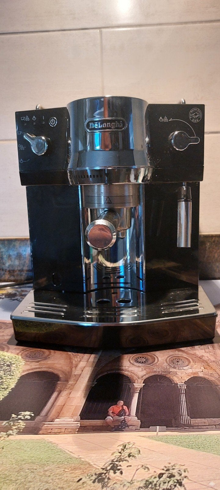 DeLonghi Espresso Apparaat - Perfecte Koffie Thuis, Stoompijpje, Gebruikt, Espresso apparaat, Gemalen koffie