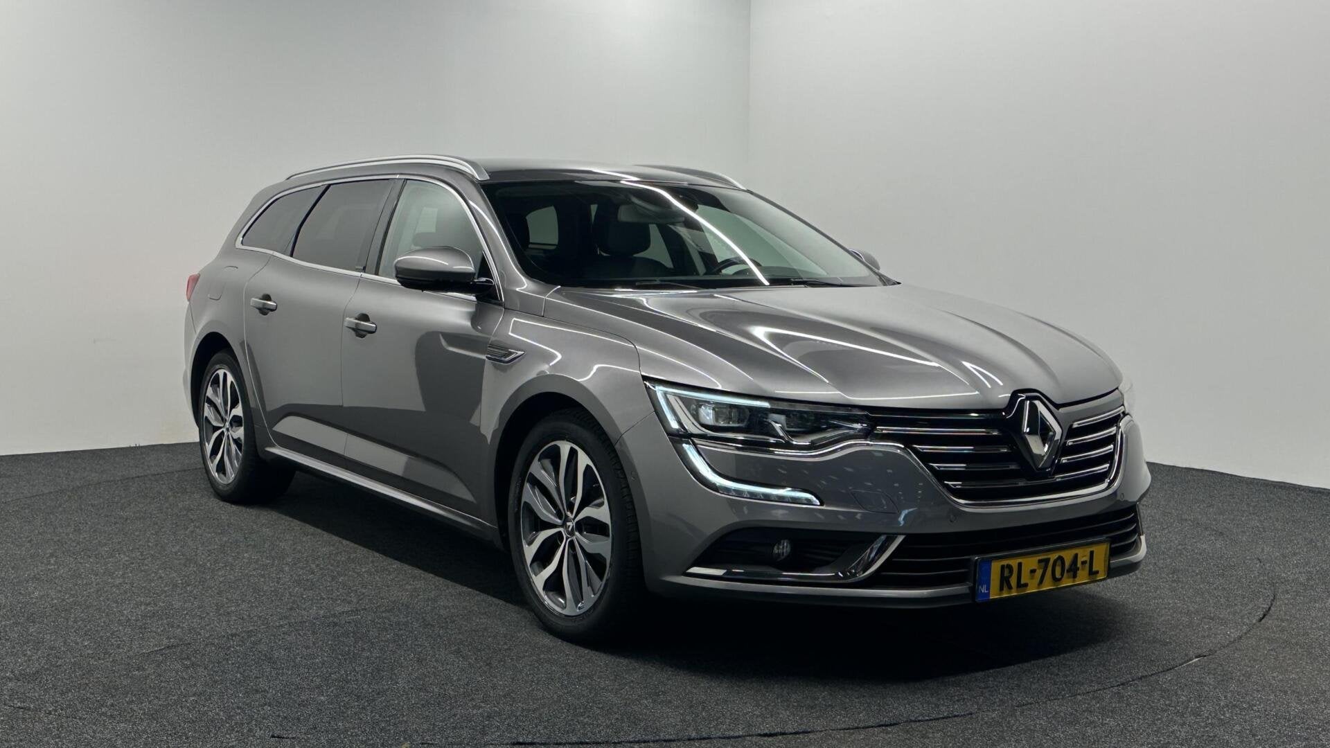 Renault Talisman Estate 1.6 TCe Intens NAVI TREKHAAK CAMERA, Auto's, 1618 cc, Gebruikt, 4 cilinders, Leder en Stof