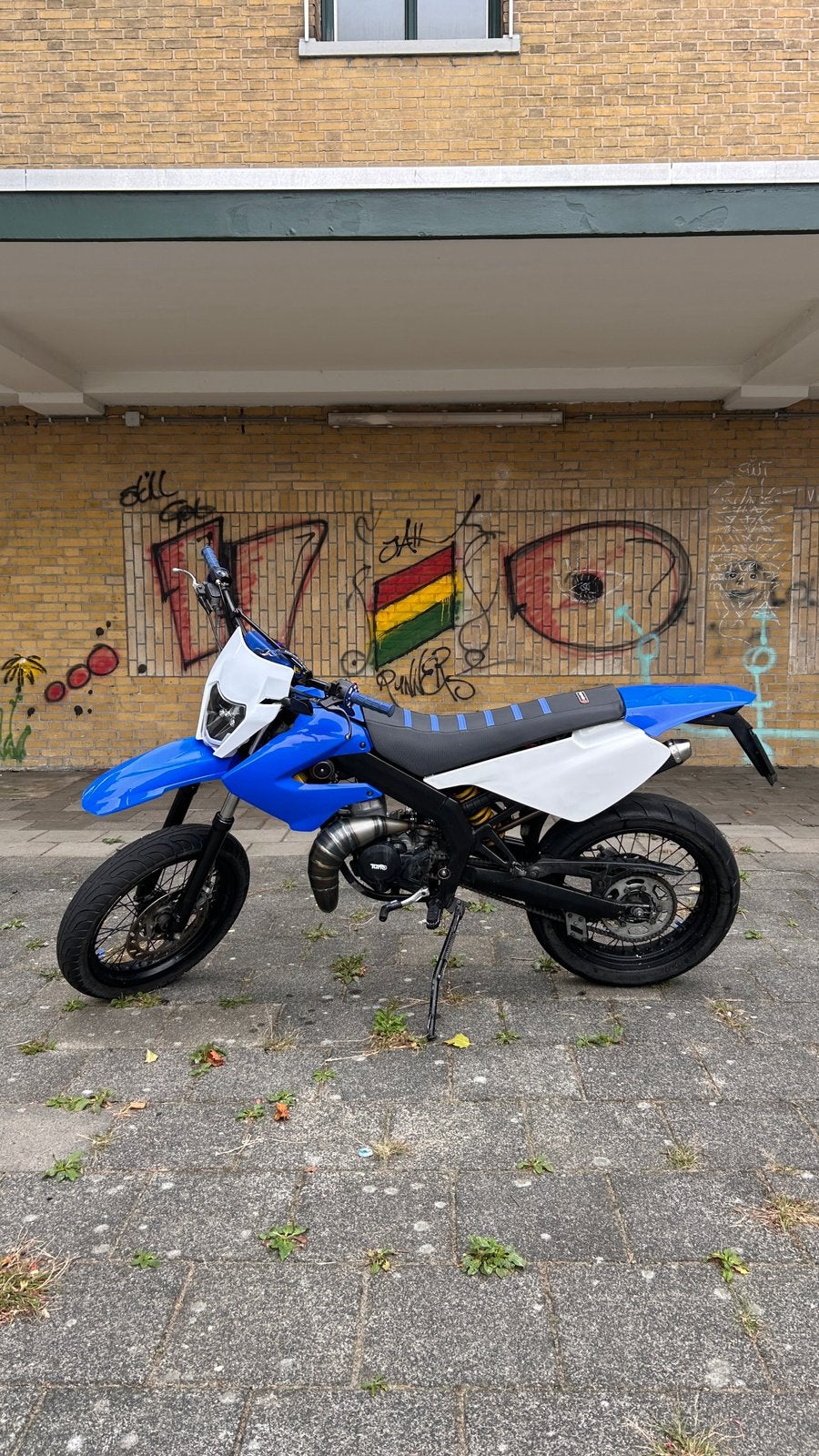 Derbi SM X-TREM (Gereviseerd / 70cc airsal), Ophalen, 6 versnellingen, 70 cc, Zo goed als nieuw
