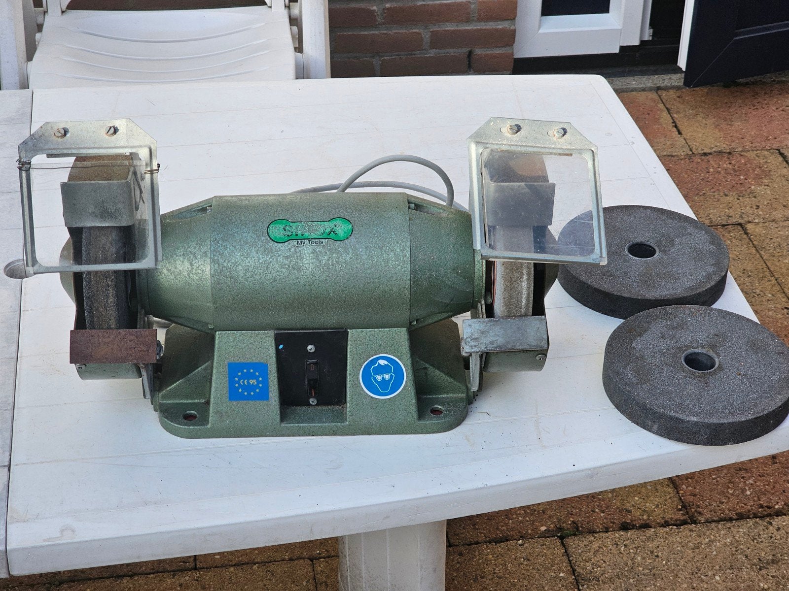 ESB SIW 200 Bankslijpmachine – Made in Germany – Werkend, Ophalen, Gebruikt, Minder dan 700 watt, Werkbankslijpmachine