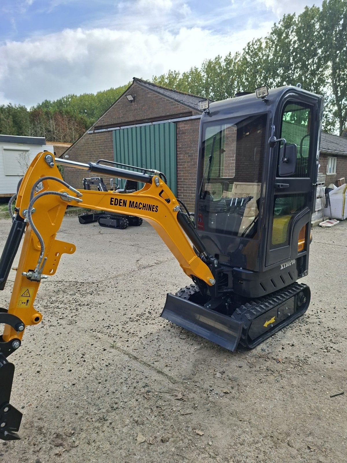 Minigraver XT10 PRO - Nieuwstaat, direct leverbaar, Ophalen, Eden Machines, 5481HHj, Graafmachine
