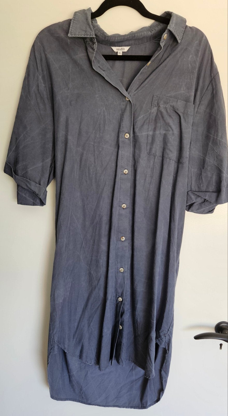 MbyM Jurk overhemdmodel grijsblauw M/L, Kleding | Dames, Maat 38/40 (M), Ophalen of Verzenden, Knielengte, Gedragen