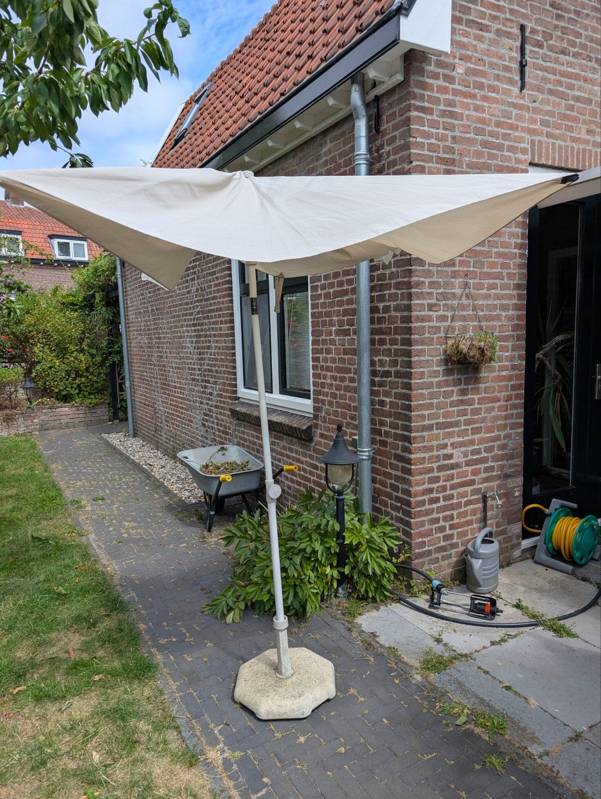 IKEA Tvetö parasol - Beige, Tuin en Terras, Parasols, Ophalen, Gebruikt, 2 tot 3 meter, Stokparasol