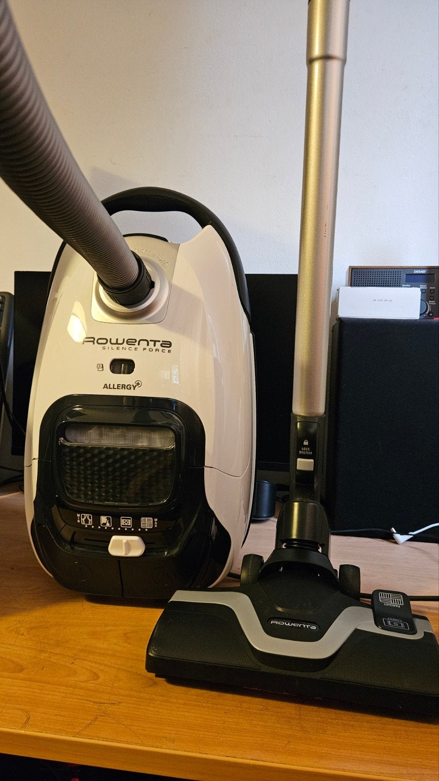 Rowenta Silence Force RO7457 stofzuiger - Stil en krachtig, Stille werking, Ophalen of Verzenden, Zo goed als nieuw, Sledestofzuiger