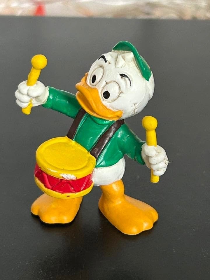 Vintage Bully Walt Disney Donald Duck Neefje PVC Figuur 16g, Verzamelen, Ophalen of Verzenden, Donald Duck, Gebruikt, Beeldje of Figuurtje