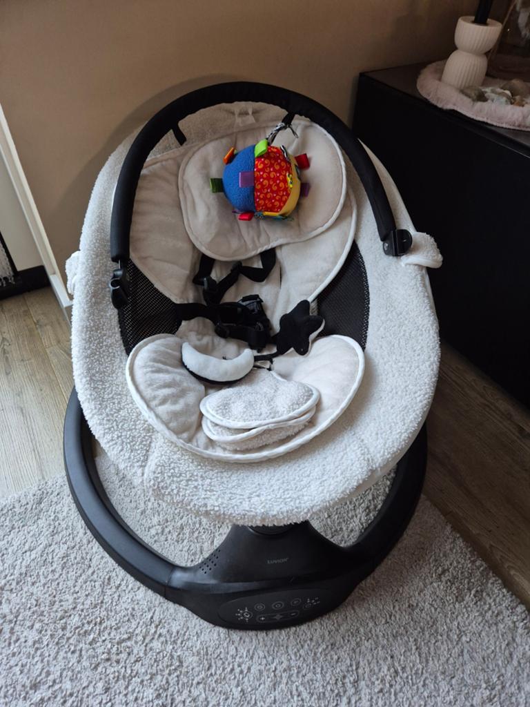 Luvion elektrische wipstoel, Kinderen en Baby's, Wipstoeltjes, Ophalen of Verzenden, Zo goed als nieuw