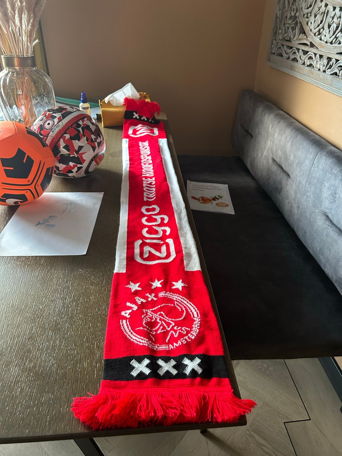 Ajax sjaal met handtekening van voetballer Antony, Ophalen of Verzenden, Zo goed als nieuw, Clubaccessoires