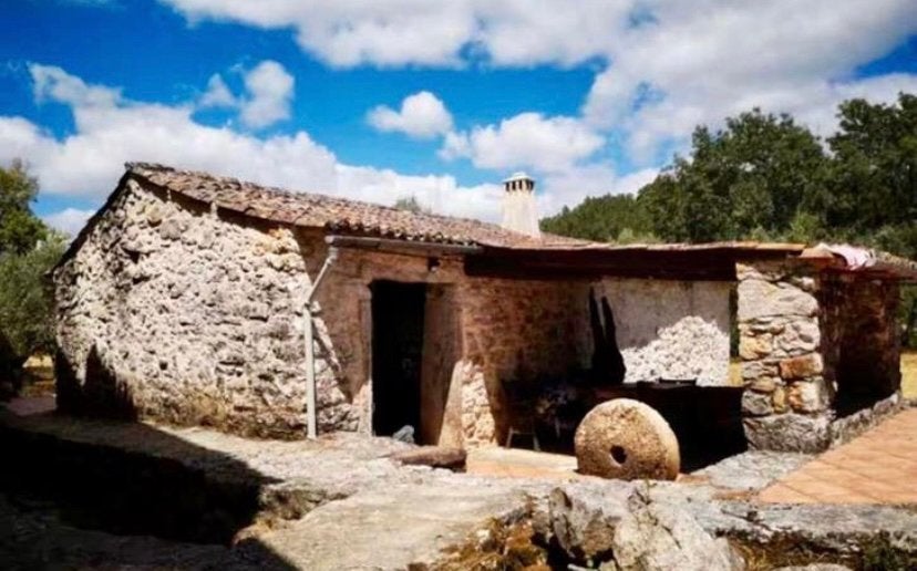 Net vrij gekomen: Te huur Portugal 450 euro/ mnd, Huizen en Kamers