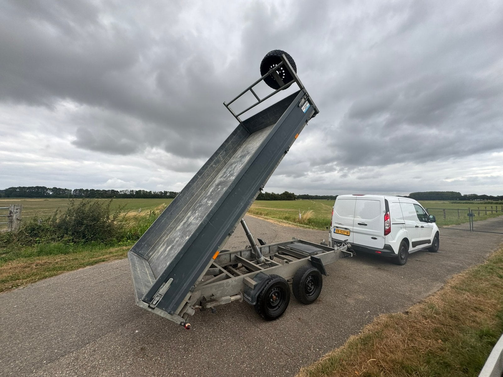Hapert Cobalt 3 zijdige kipper aanhanger 2017, Auto diversen, Aanhangers en Bagagewagens, Ophalen, Zo goed als nieuw