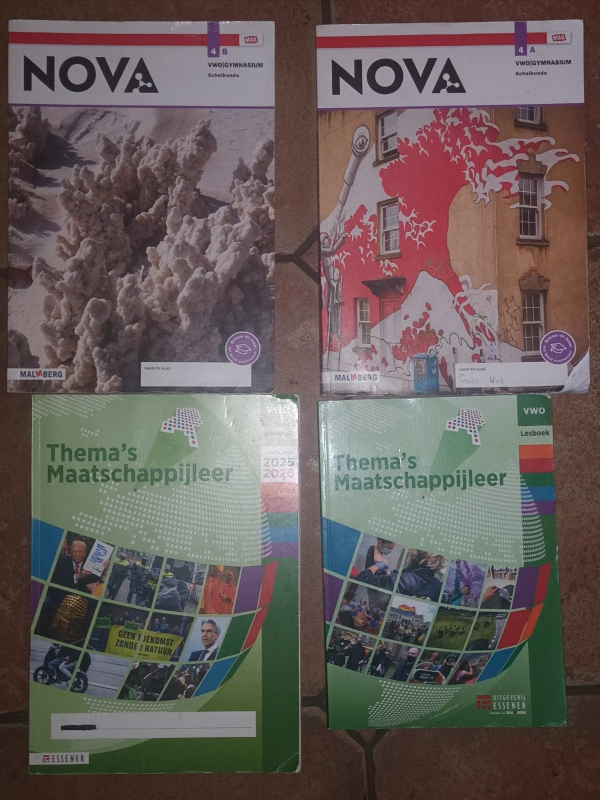 VWO 4 boeken - Scheikunde,  Maatschappijleer, Ophalen of Verzenden, Zo goed als nieuw, VWO, Scheikunde