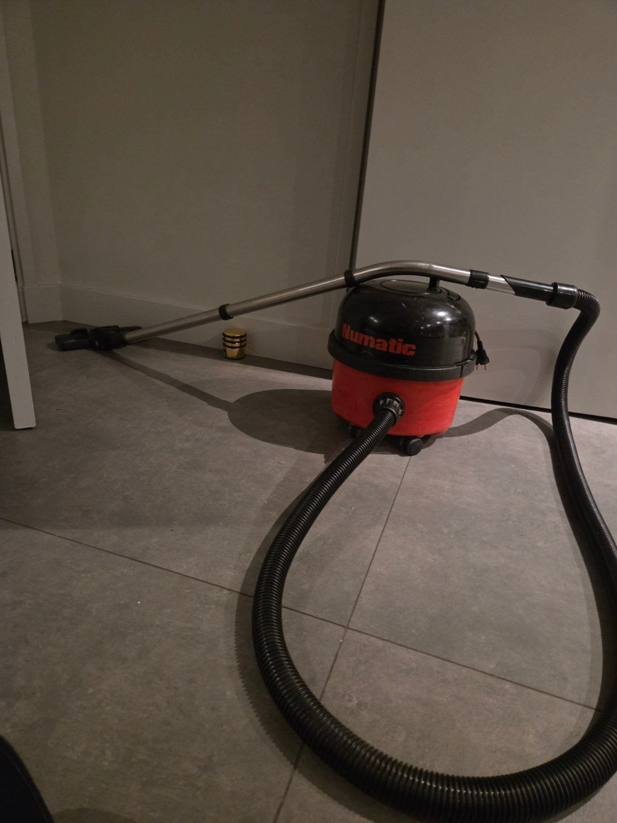 Numatic stofzuiger - Werkt nog naar behoren, Stofzak, Inclusief accessoires, Gebruikt, Numatic