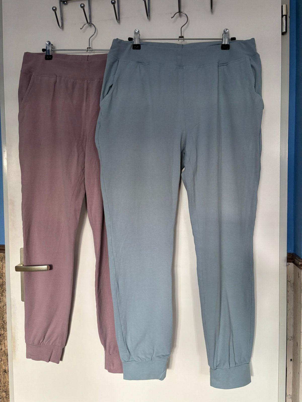 2 zomerse joggingbroeken, Kleding | Dames, Broeken en Pantalons, Maat 38/40 (M), Paars, Ophalen of Verzenden, Lang