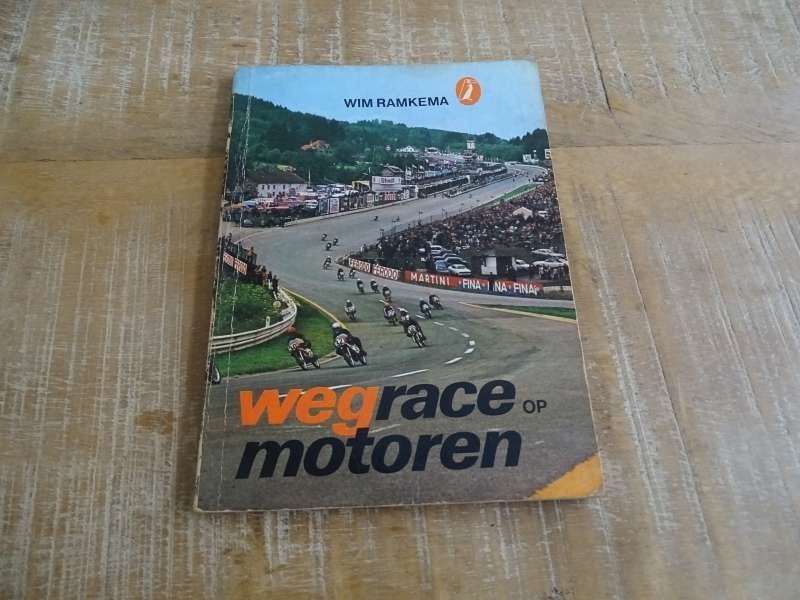 Wegraces op Motoren - Vintage Historie Boek NL - Wim Ramkema, Verzenden, Gelezen