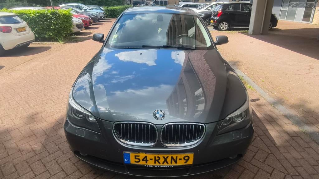 BMW 5-Serie 2.5 I 523 2007 Grijs, Achterwielaandrijving, 2497 cc, 1445 kg, 75 €/maand