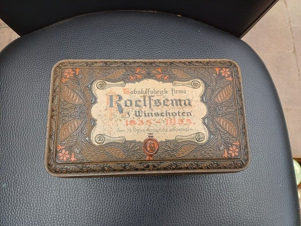 Antiek tabaksblik Roelfsema Winschoten 1835-1935, Verzamelen, Blikken, Ophalen of Verzenden, Gebruikt, Overige, Overige merken