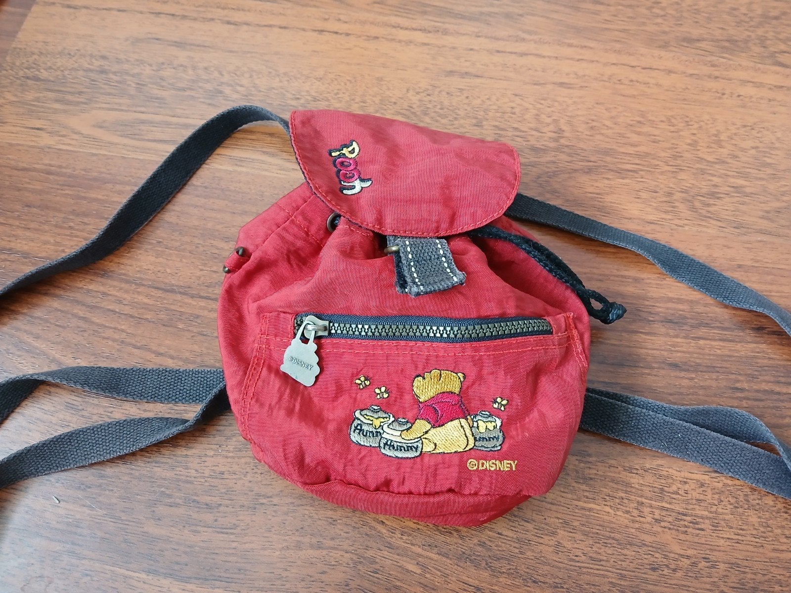 Disney Winnie de Poeh mini rugzakje rood, Sieraden, Tassen en Uiterlijk, Gebruikt, Minder dan 30 cm, Disney of Dora, Ophalen of Verzenden