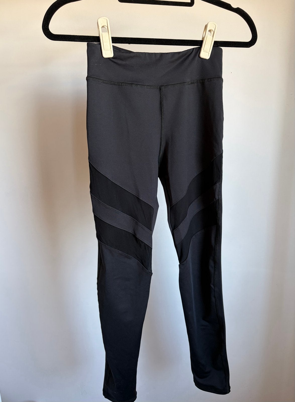 Gym Hero Zwarte Legging met Mesh-inzetten - Maat XS, Kleding | Dames, Leggings, Maillots en Panty's, Legging, Zwart, Overige maten