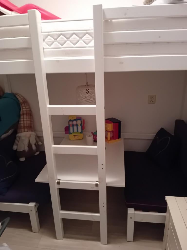Stapelbed hobbekids met bankje en tafeltje, Ophalen, Gebruikt, Stapelbed