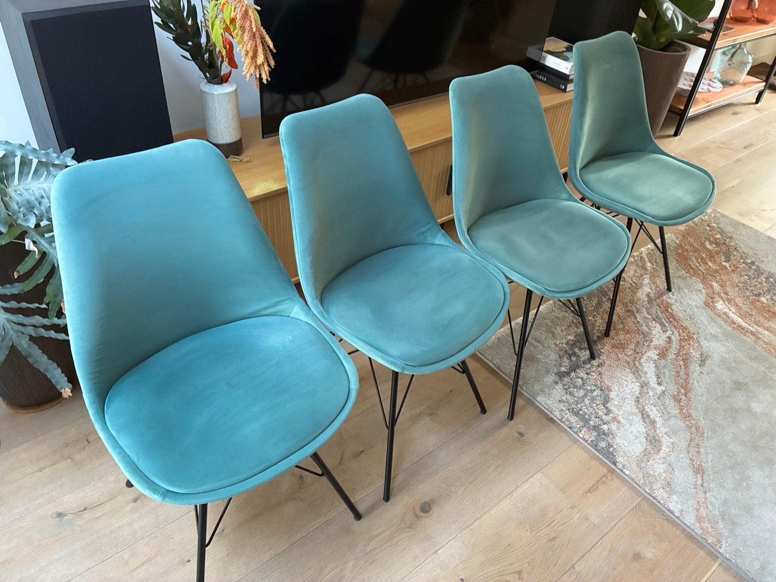 4x Kick kuipstoel velvet - mintgroen, Huis en Inrichting, Stoelen, Ophalen, Gebruikt, Overige kleuren, Vier