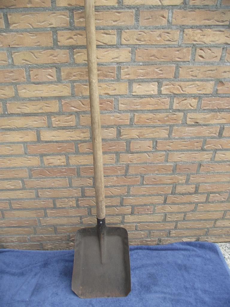 byna gratis als nieuw grote schep schop spade zijkanten, Ophalen, Zo goed als nieuw, Schop