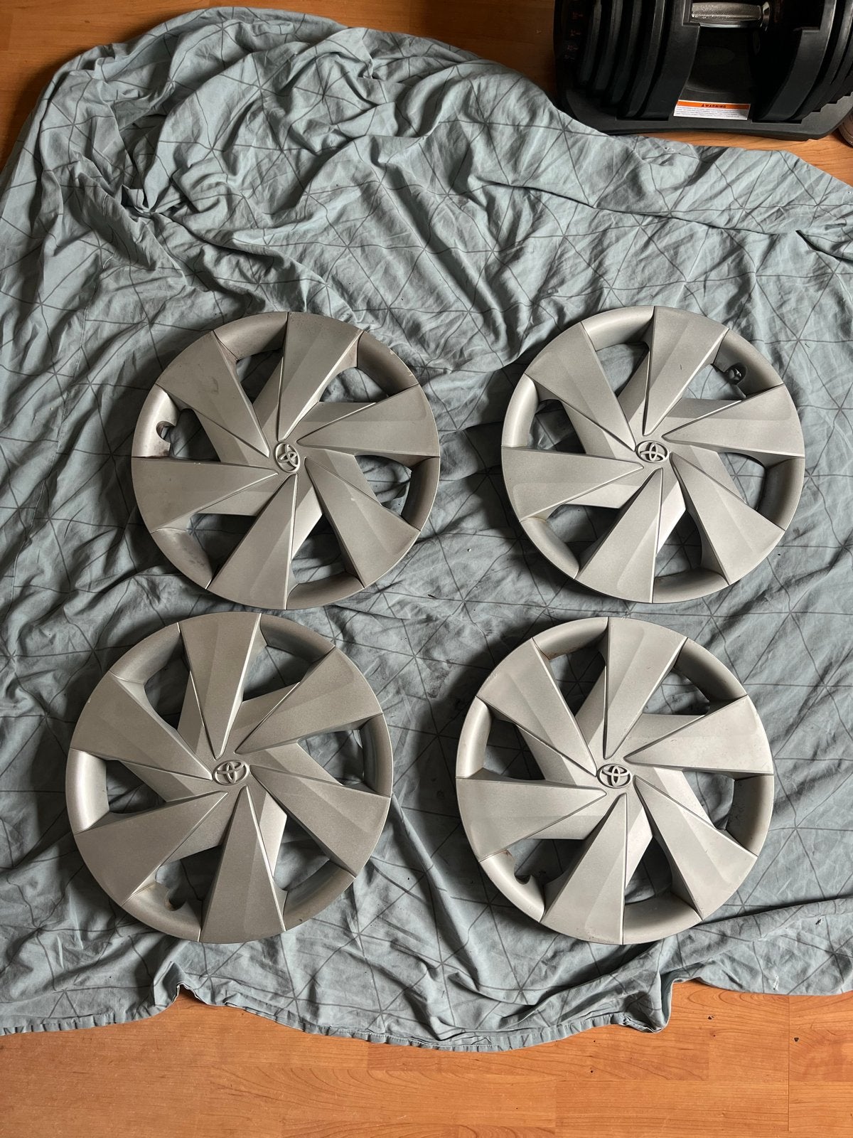 15 inch Toyota wieldoppen - Zeer goede staat, Auto diversen, Wieldoppen, Ophalen of Verzenden, Zo goed als nieuw