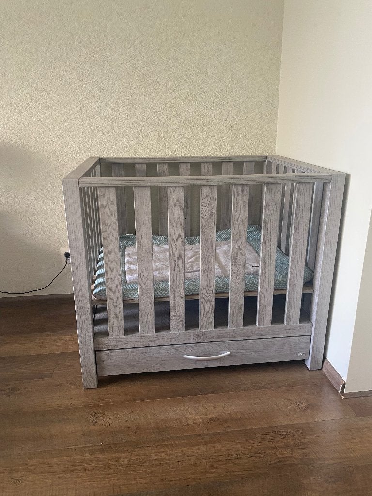 Box baby met lade, Kinderen en Baby's, Boxen, Ophalen, Gebruikt, Vierkant, In hoogte verstelbaar