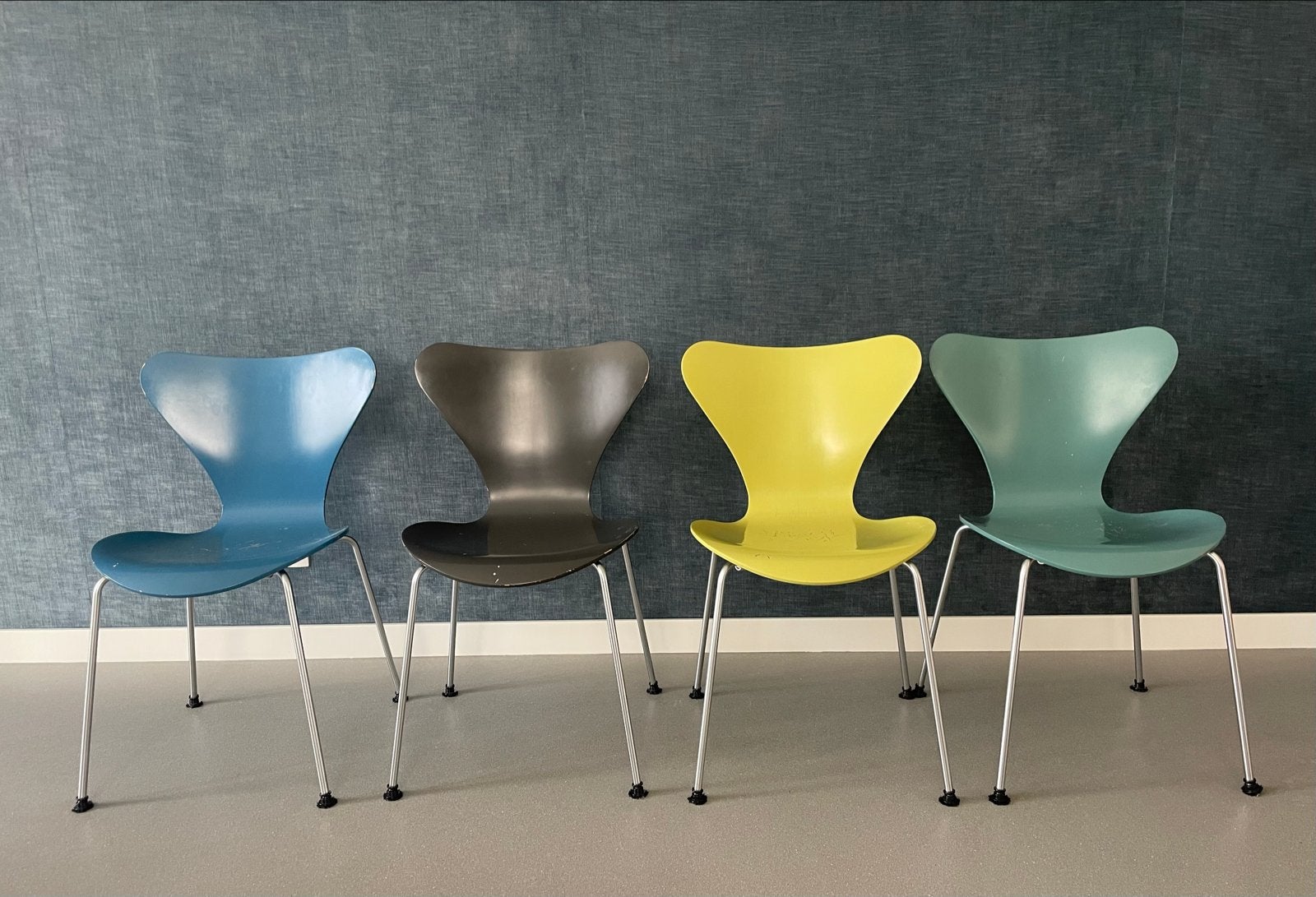 Set van 4 Fritz Hansen Vlinderstoelen - Diverse Kleuren, Ophalen, Gebruikt, Overige kleuren, Vier