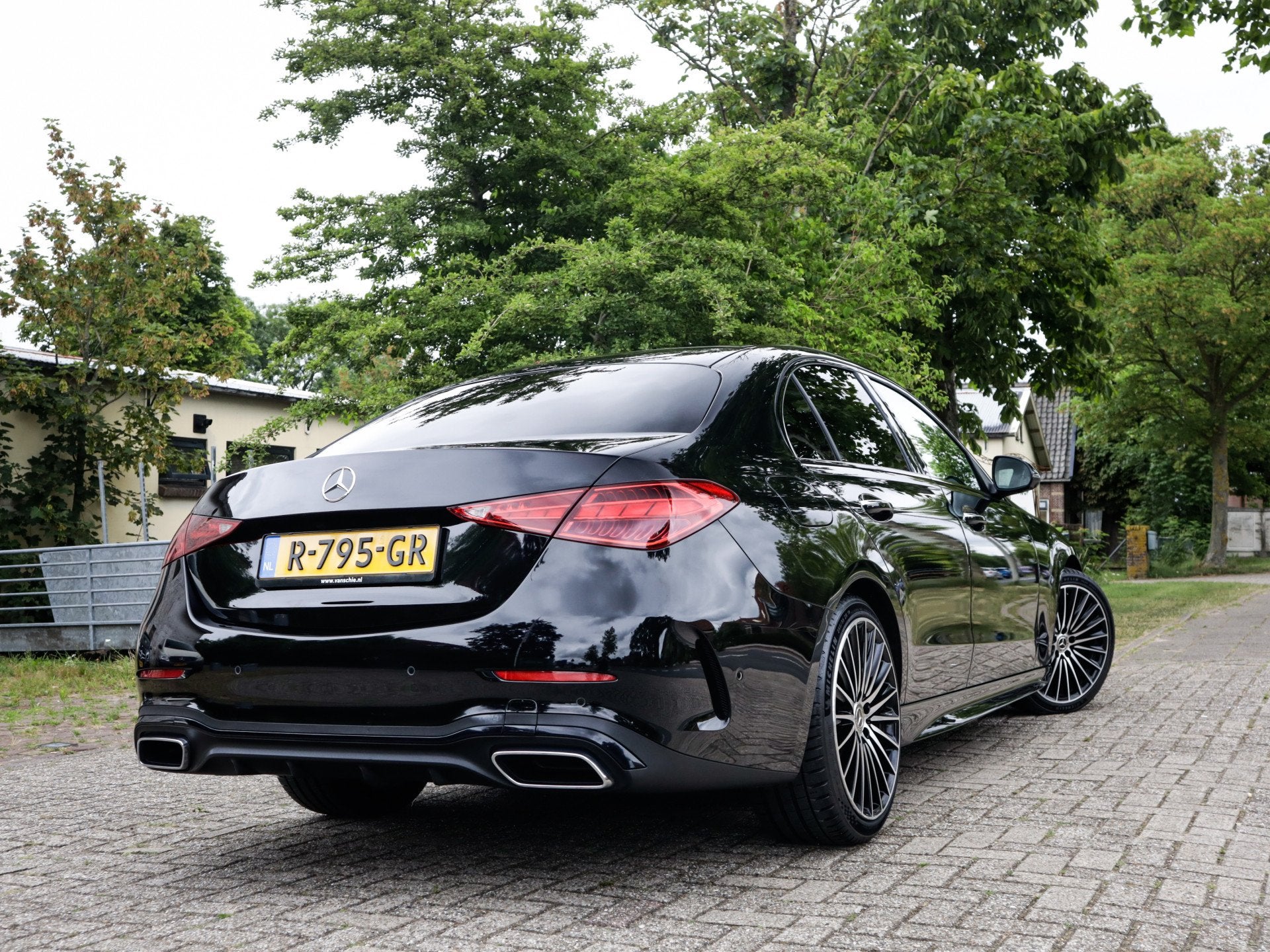 Mercedes-Benz C-Klasse 180 AMG Line 1e-Eig. & Dealer-Onderh, 12 maanden, Leder en Stof, Zwart, Origineel Nederlands
